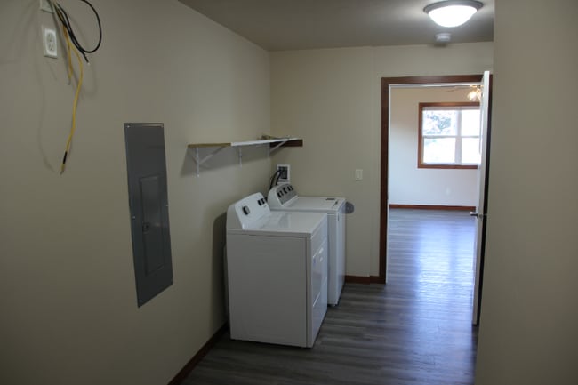 Photo - 2413 Welhouse Dr