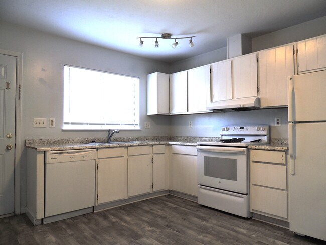 Photo - 3701 SW 29th Terrace Unit 3 - C