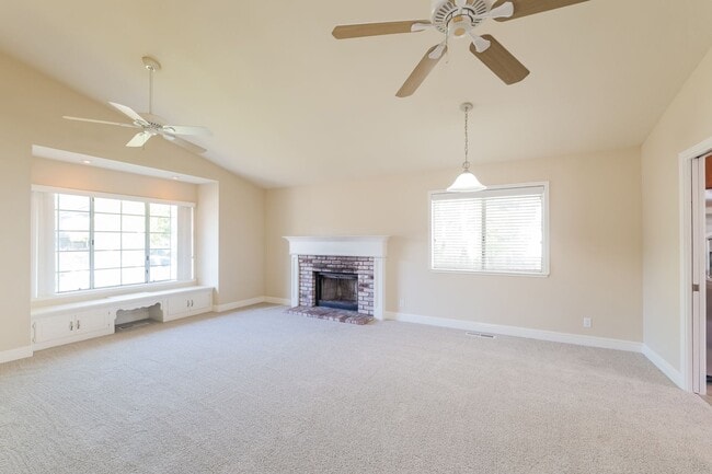 Photo - PURE Property Management Presents: Well-maintained 3-bedroom, 2-bath home in Cloverdale!