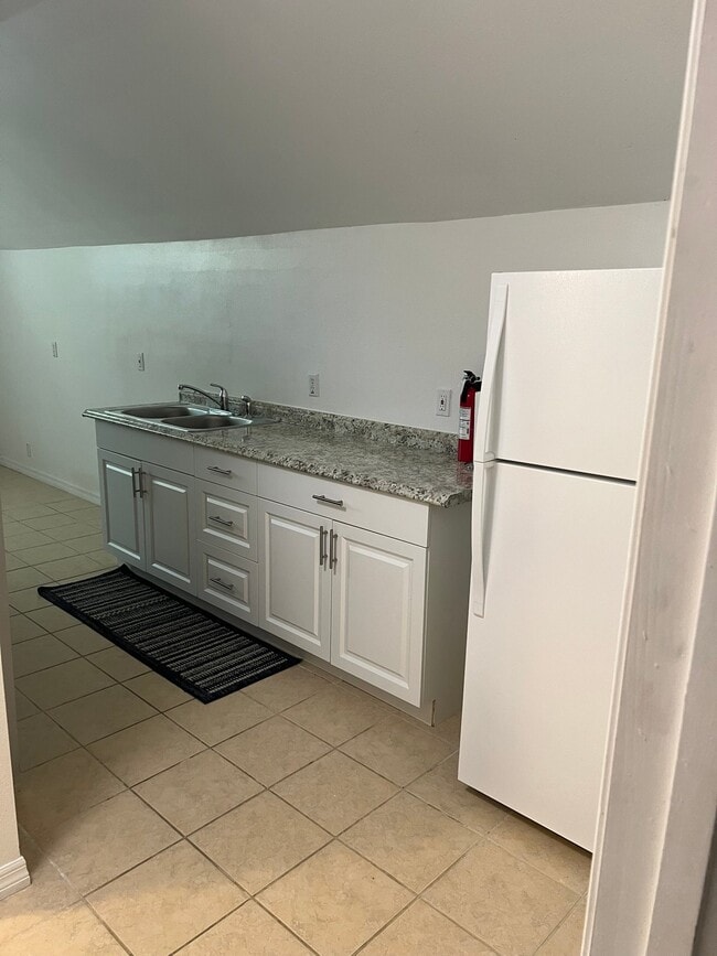 Photo - 2540 Greenwood Dr Unit 2540 Greenwood Dr 1