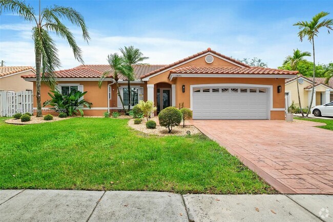 Building Photo - 1820 SW 135th Way Rental