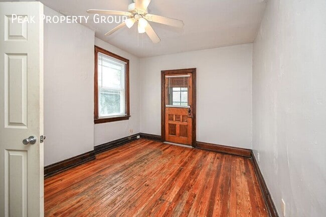 Photo - 2125 W Clifton Ave Unit 2125 Clifton  B- Available Fall 2026