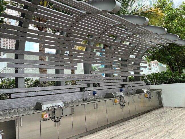 Photo - 851 NE 1st Ave