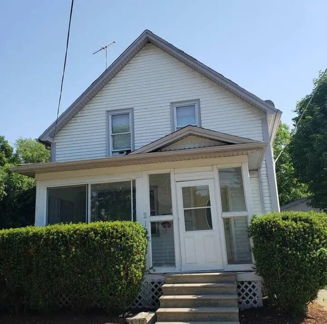 Building Photo - 216 North St Unit 2 Rental