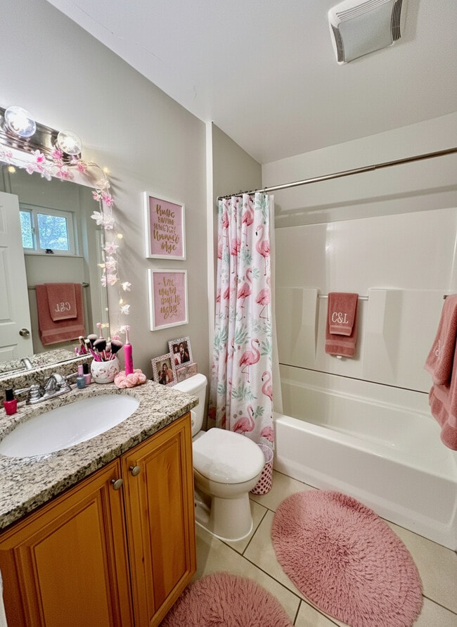 Photo - 76 Egmont St Unit 1B