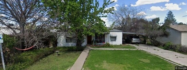 Photo - **Spacious 3-Bedroom Home in Tempe**