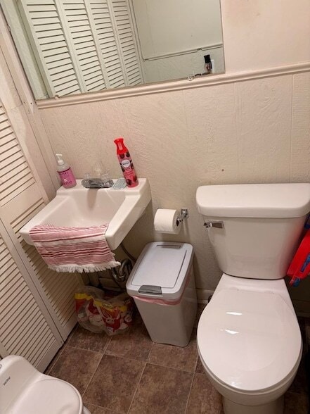 Photo - 305 Church St Unit 2