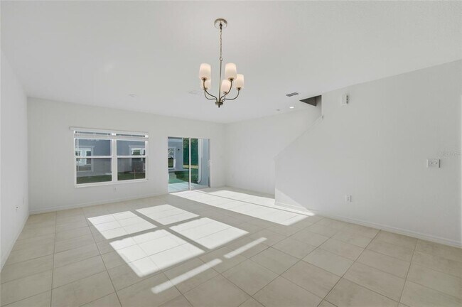 Photo - 2791 Raindrop Run St