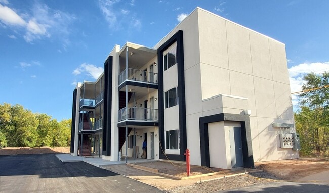 The Orchards Apartments - The Orchards Apartments Unit 103
