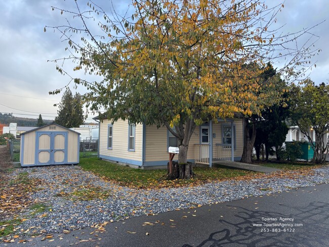 Photo - 1727 Pease Ave