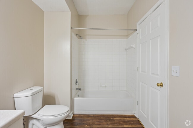 3BR, 2BA - 1,480SF - Primary Bathroom