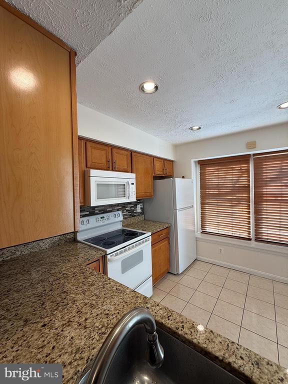 Photo - 5719 Independence Cir