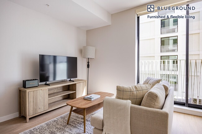 Photo - 200 Mesnager St Unit SI FL3-ID1248