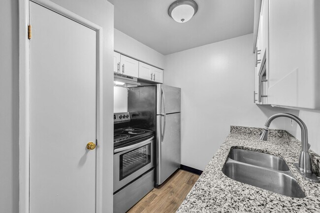 Photo - 930 Snider Rd Unidad 203