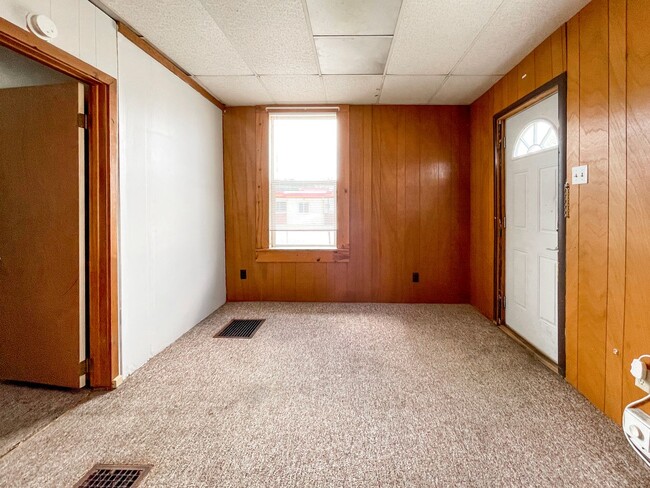 Photo - PRELEASING for AUGUST! Close to Campus Unit 1507 #1