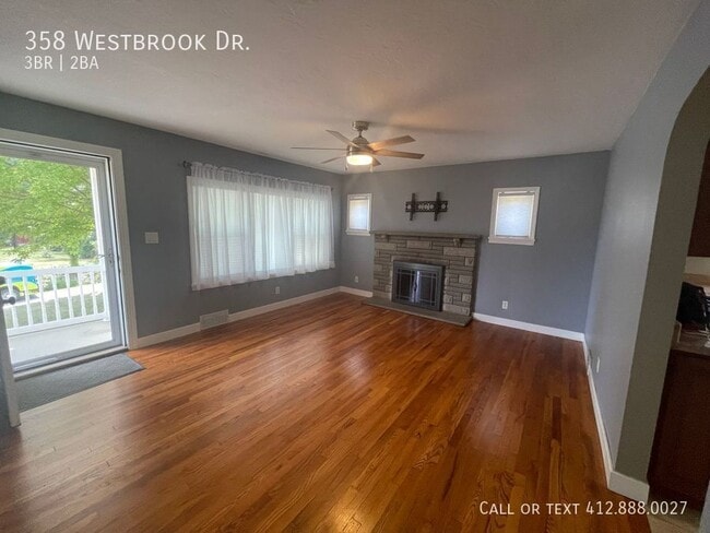 Photo - 358 Westbrook Dr