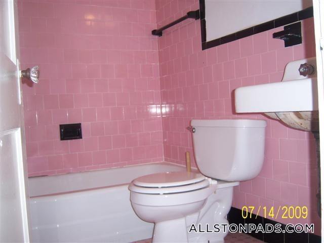 Photo - 215 Harvard Ave Unit 7