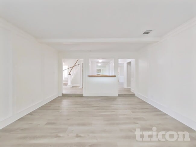 Photo - 15806 Crystal Brook Dr