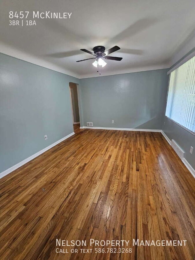 Photo - 8457 McKinley-