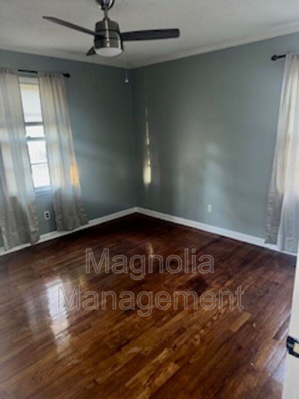 Photo - 471 Shepard Rd