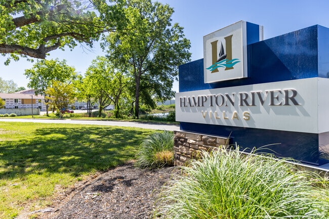 Hampton River Villas
