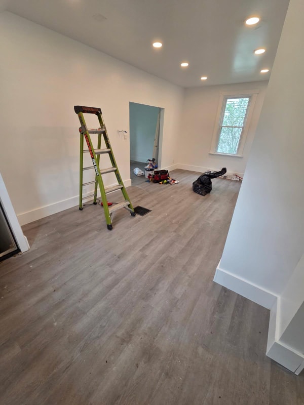 Photo - 144 Woodland Dr