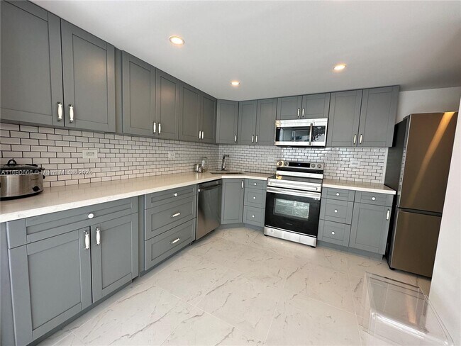Photo - 7545 E Treasure Dr Condo Unit 8A