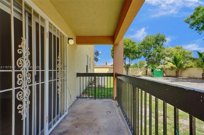 Photo - 11515 NW 22nd Ave Unit 204