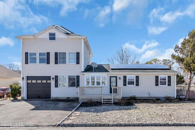 Building Photo - 101 Clearwater Dr