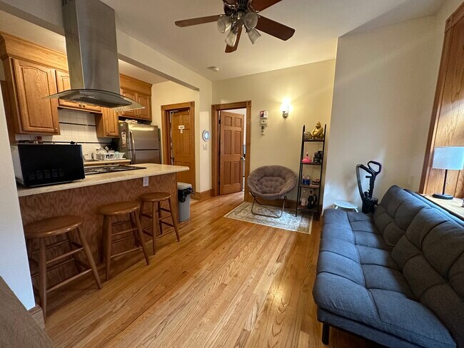 Photo - 99 Myrtle St