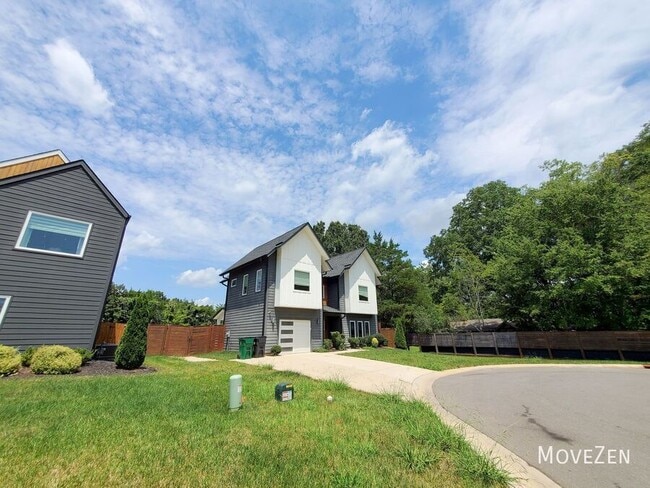 Photo - 5018 Double Lakes Dr