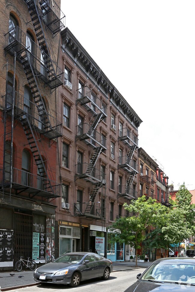 6 Spring St