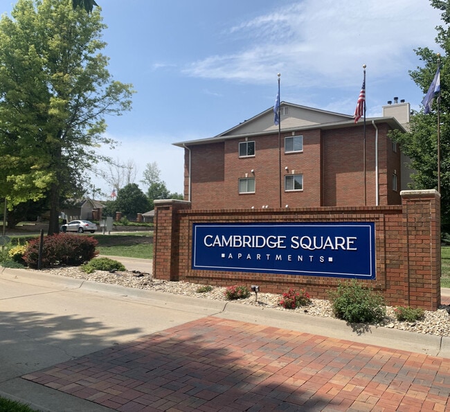 Photo - Cambridge Square