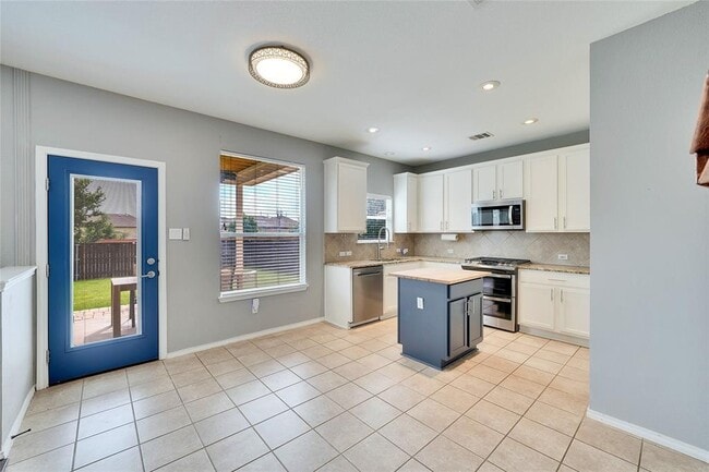 Photo - 11129 Persimmon Gap Dr