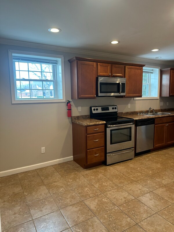 Photo - 1611 S Main St