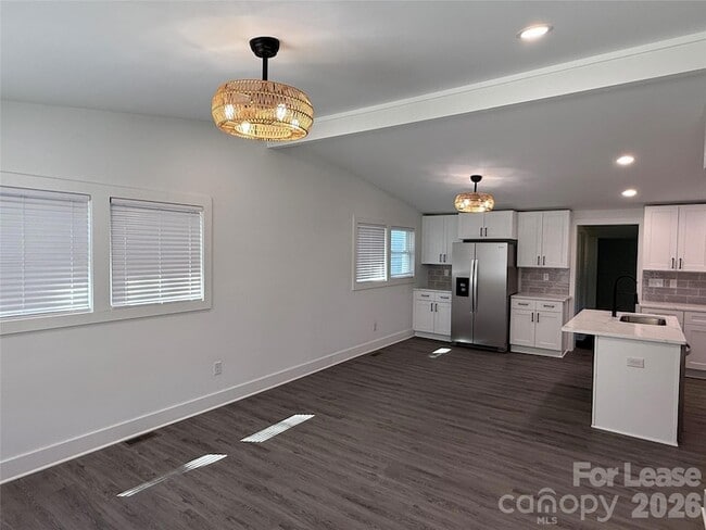 Photo - 1139 Clanton Rd