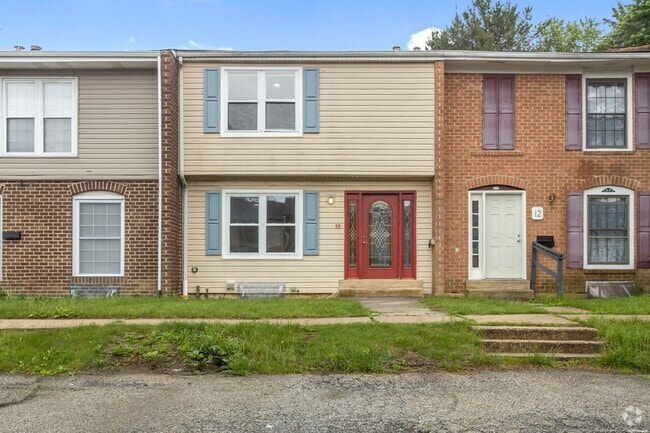 Building Photo - Unparalleled convenience and accessibility... Rental