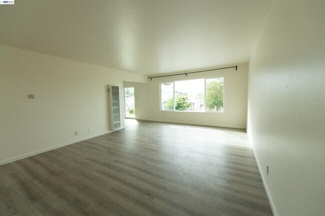 Photo - 3639 Patterson Ave Unit 3