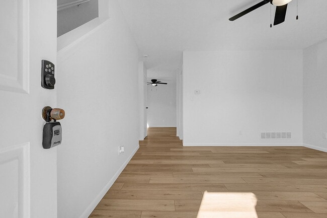 Photo - 4895 Drayton Rd