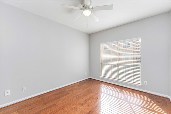 Photo - 3231 Allen Pkwy Unit 1211