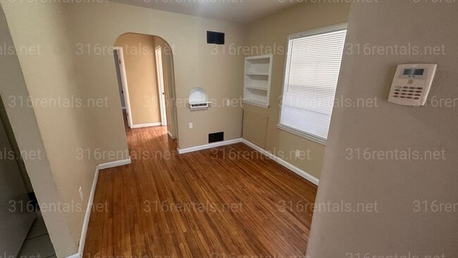 Photo - 1248 N Volutsia Unit 1248 N Volutsia Ave