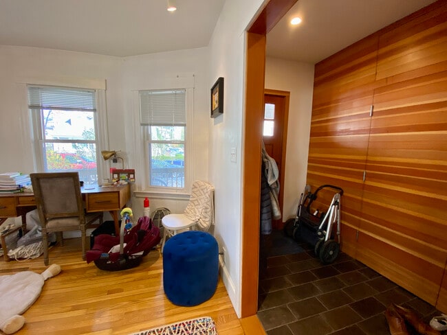 Photo - 39 Westford St Unit 1