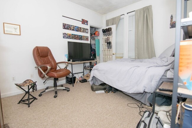Photo - Allston 3 Bed – 1,100 Sq Ft – Heat Included – Deck/Porch – 9/1