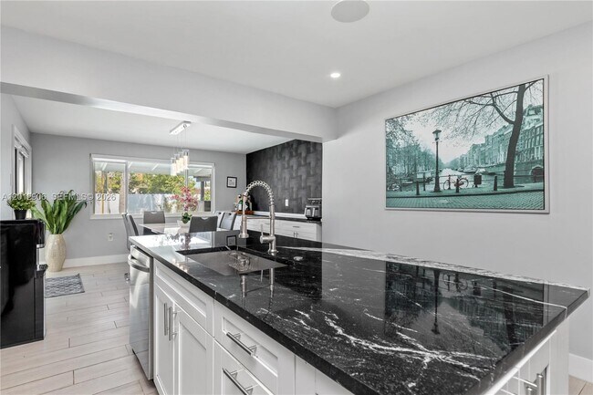 Photo - 1183 SE 1st Terrace
