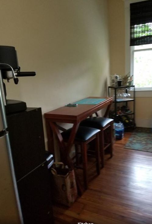 Ashley Ave Newly Renovated - Ashley Ave Newly Renovated