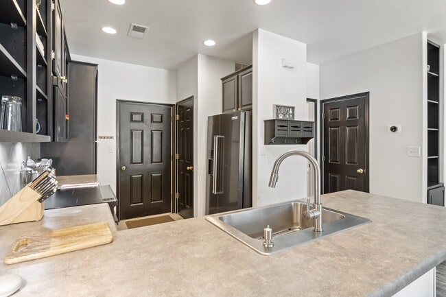 Photo - 4397 Prestige Point