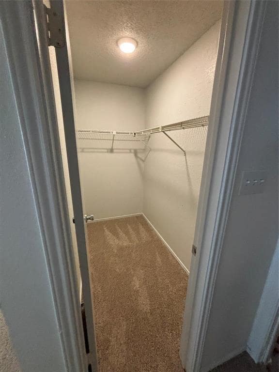 Photo - 2033 Redwing Way