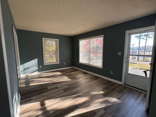 Photo - 1618 Holloway St Unit A or RS