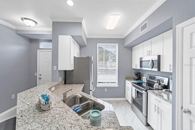 Photo - 5591 Rosehill Rd