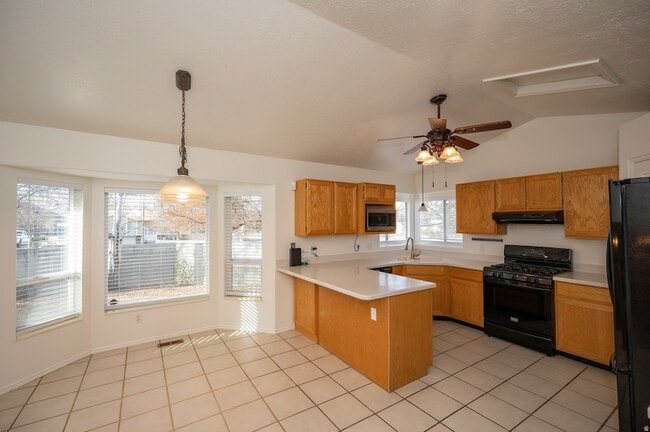 Photo - 8004 Old Barn Dr